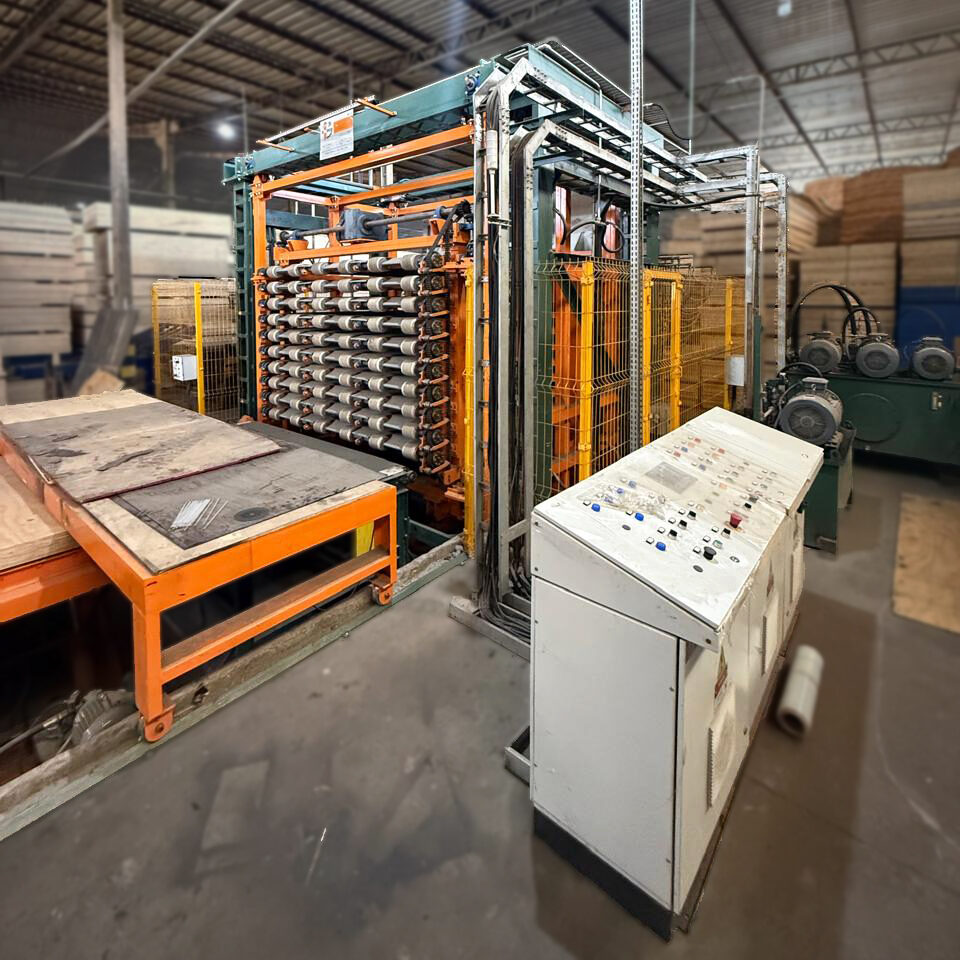Prensa de Placagem Automática Omeco - 11 Pratos maciços