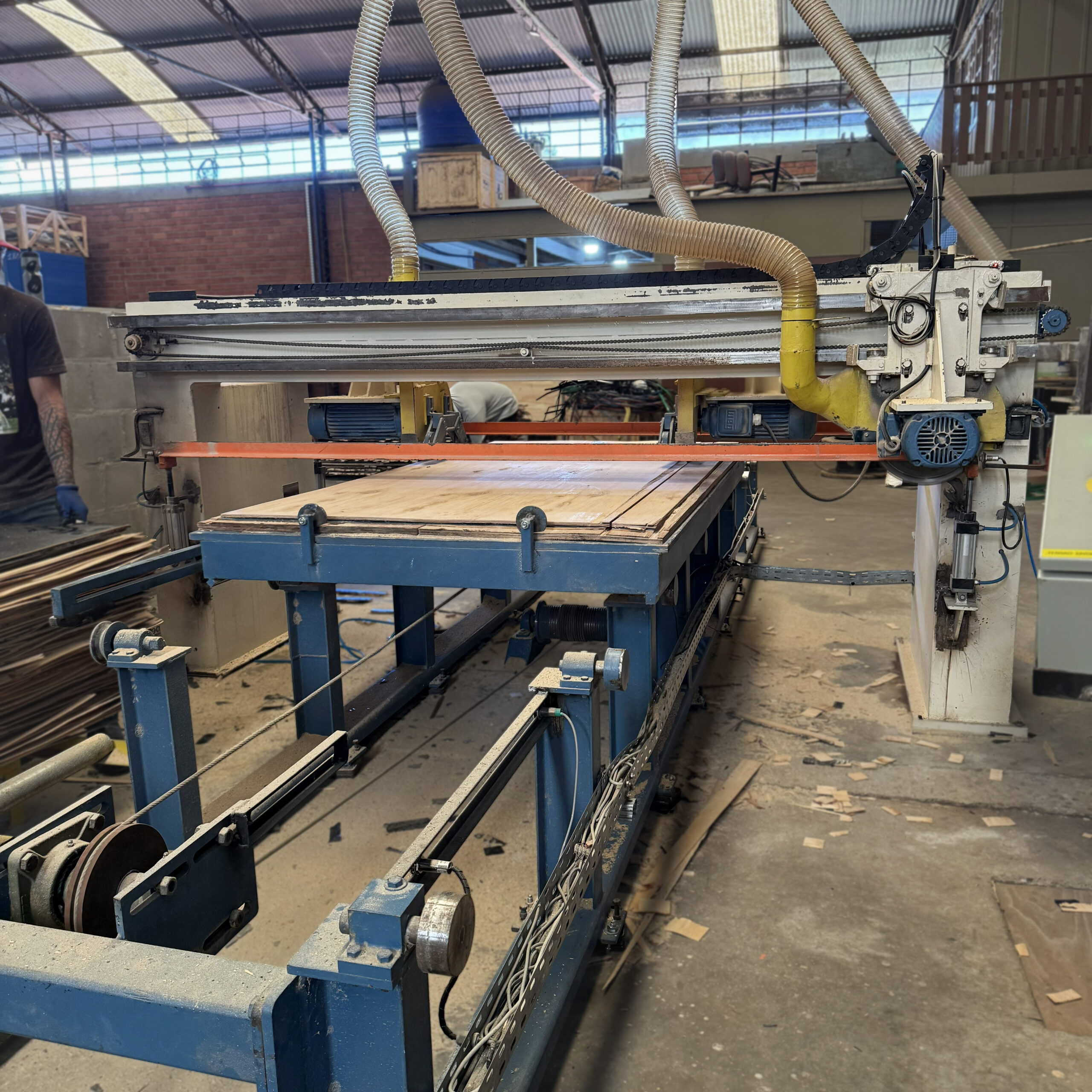 Serra Esquadrejadeira Indumec - Imagem 2